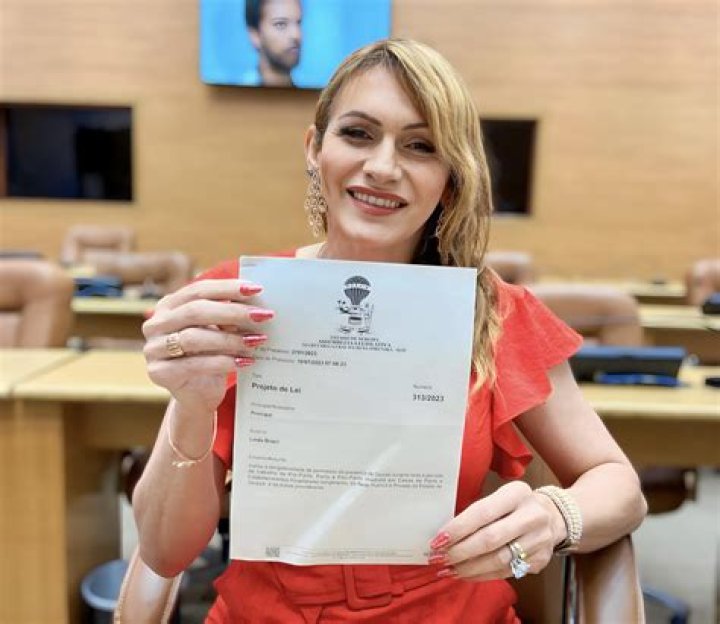 Aprovado PL que autoriza presen&ccedil;a de doulas no trabalho de parto em
