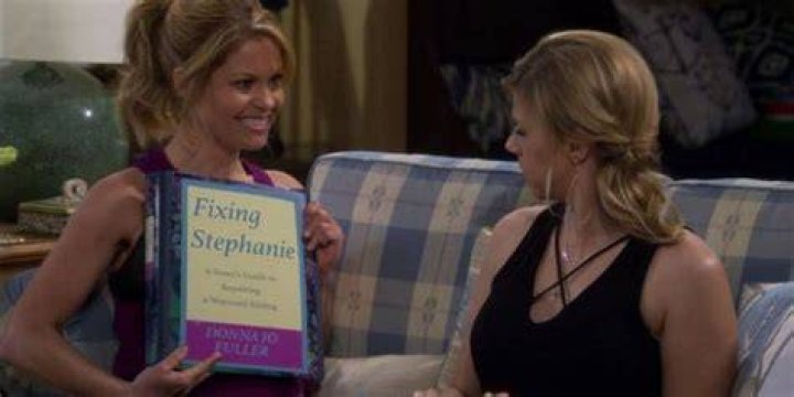 DJ showing Stephanie her binder that reads "Fixing Stephanie"
