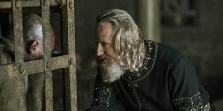 Ecbert finds out Ragnar's true intentions