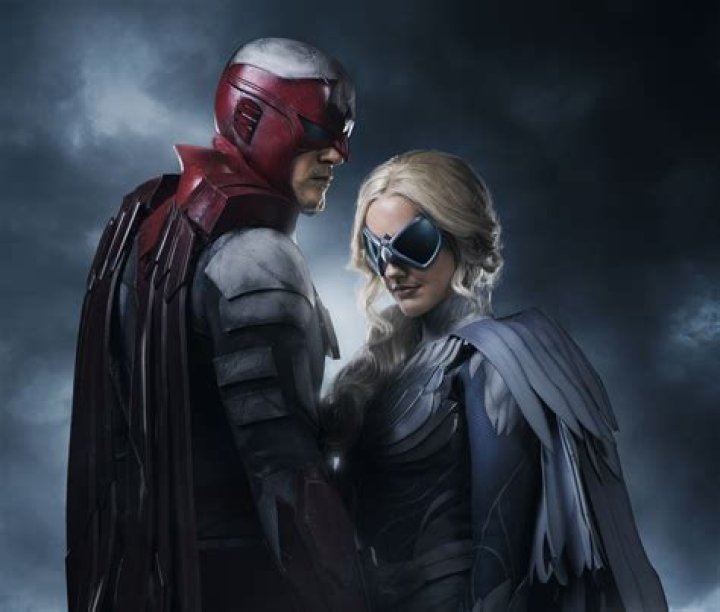 Hawk and Dove in Titans.