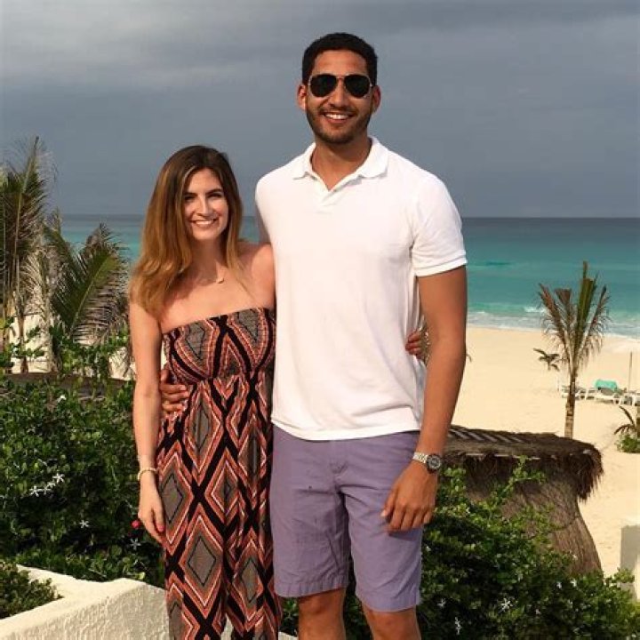 Is Kaitlin Collins Married? A Comprehensive Look Into Her Personal Life