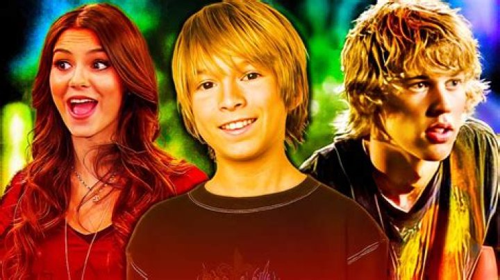 Lola, Dustin, and James in Zoey 101.