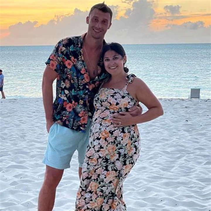 Loren Alexei Baby Three Pregnant Instagram Pillow Talk In 90 Day Fiance