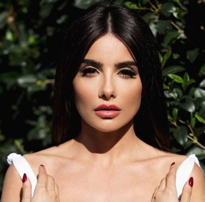 Mikaela Hoover Bio, Wiki, Age, Net Worth, Family, Boyfriend