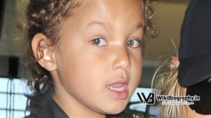Nahla Ariela Aubry Bio, Wiki, Net Worth, Parents, 2018, Age, Height