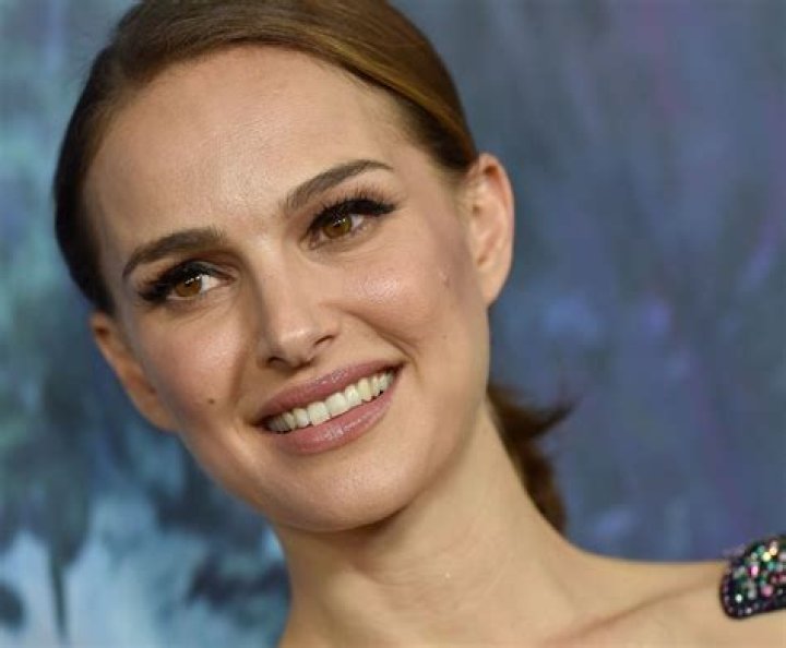 Natalie Portman's new movie heads to Netflix
