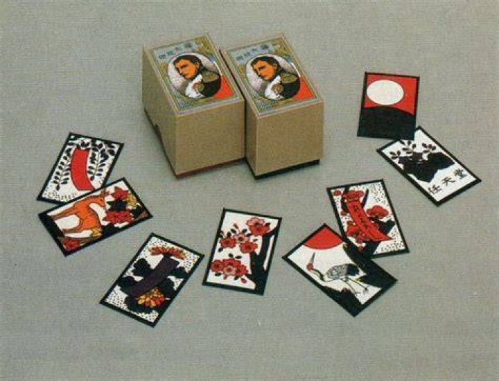 Nintendo Koppai Cards and Present Logo