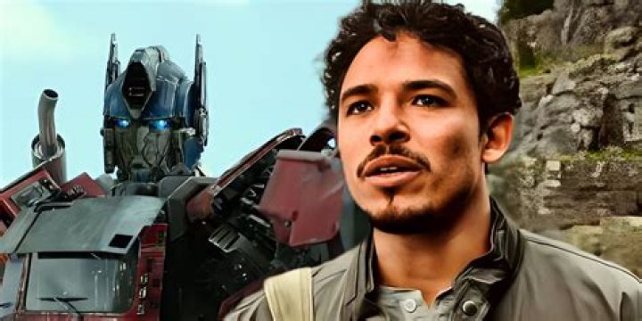 Noah Diaz and Optimus Prime in Transformers: Rise of the Beasts
