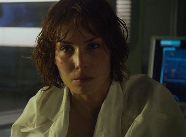 Prometheus-Noomi-Rapace1