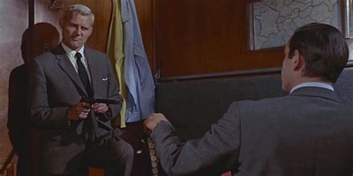 Red Grant on a train with a gun in From Russia with Love