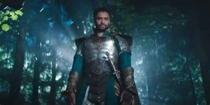Reg&eacute;-Jean Page in Dungeons and Dragons.