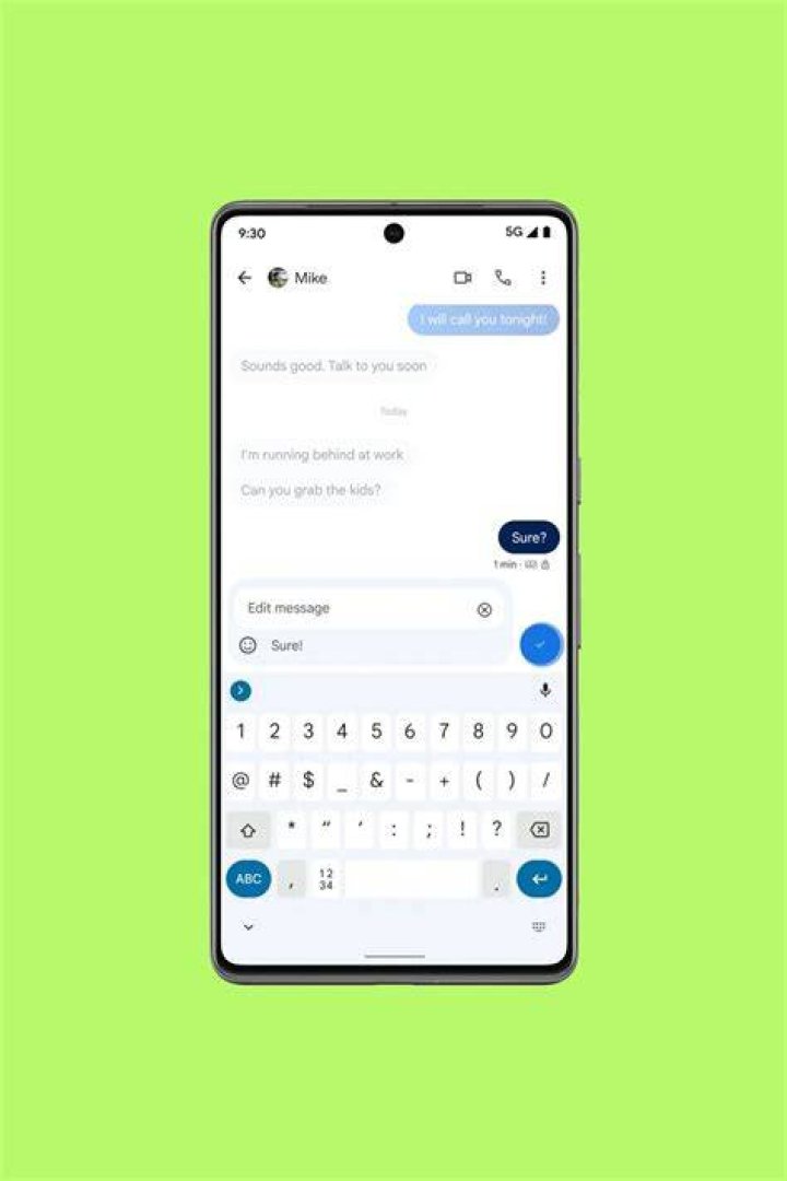 Screenshot of Android Messages with a blue dot next to contact's name