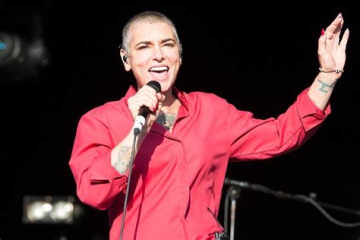 Sinead O'Connor Performing On Saturday Night Live