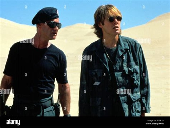stargate-russell-spader