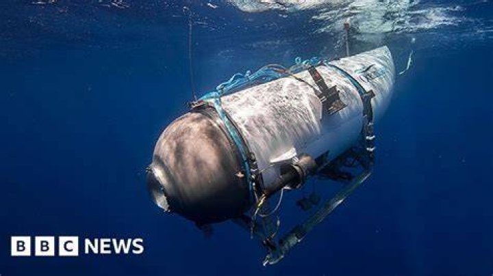 The submersible leaving the Iron Throne in Baldur's Gate 3